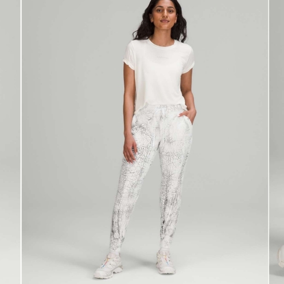lululemon athletica Pants - Lululemon Warm Down Jogger 7/8